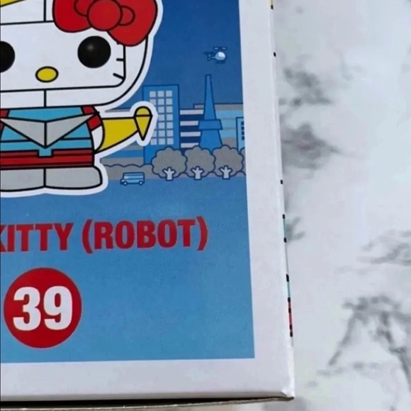 Hello Kitty Funko Pop Robot 39 - Picture 9 of 12
